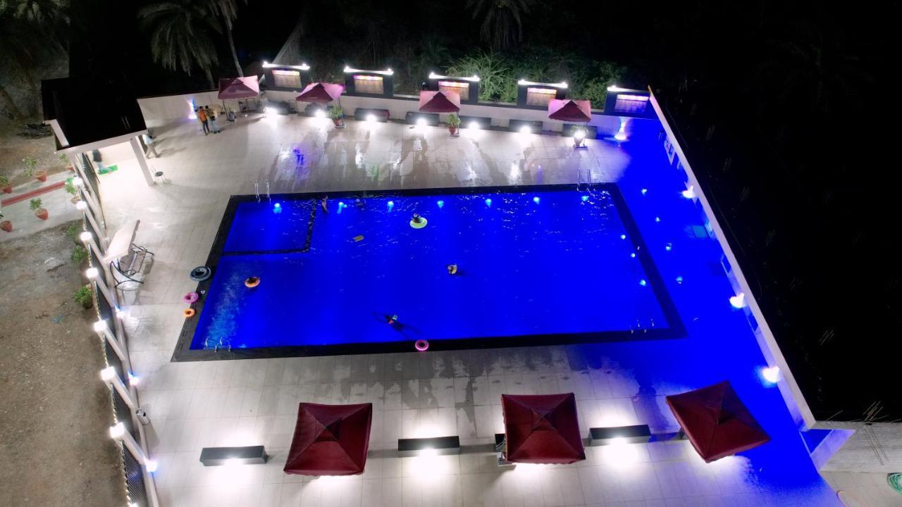 Hotel Silver Resort Daman Exteriér fotografie